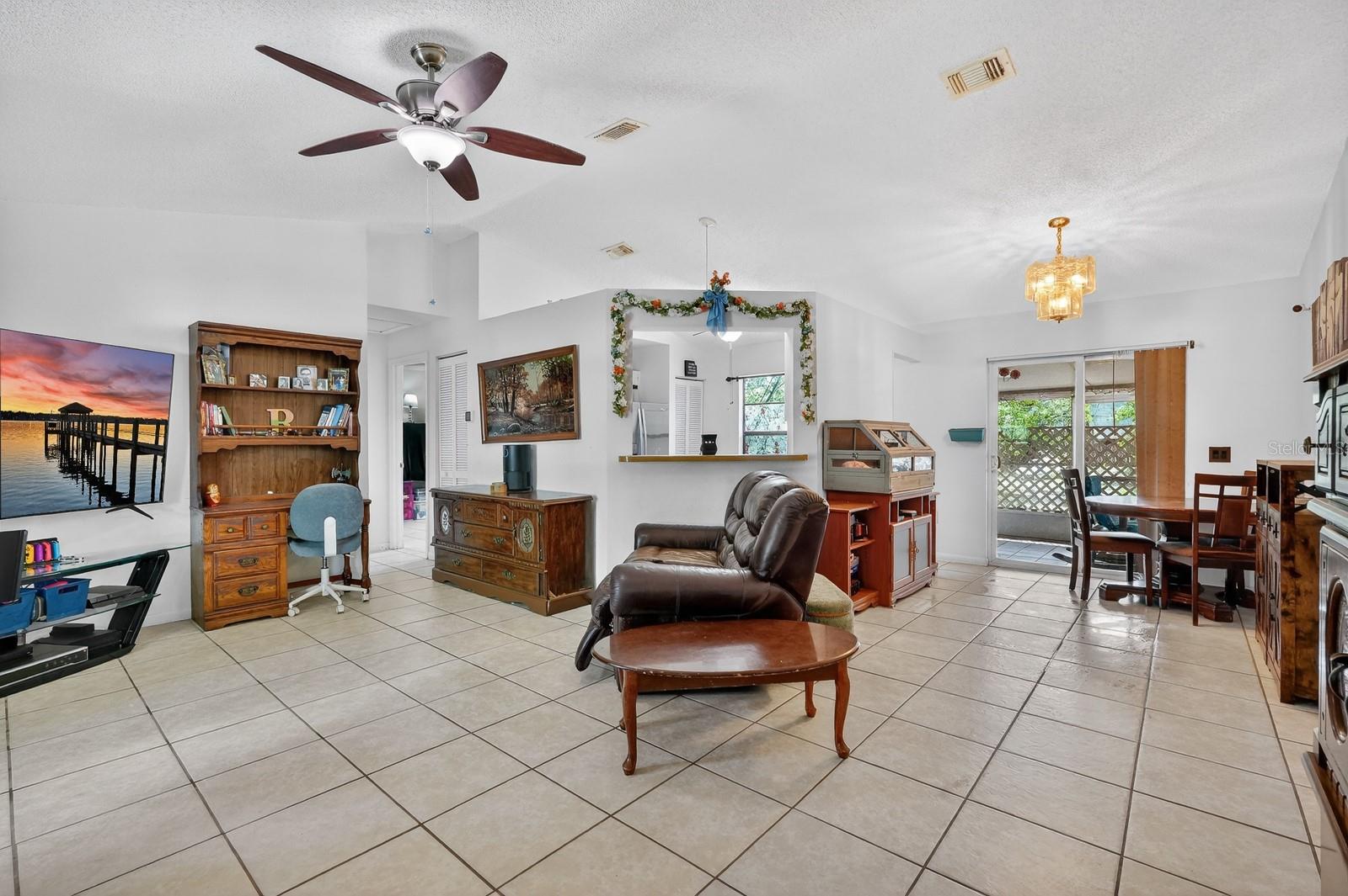 DELTONA LAKES UNIT 43 - Residential