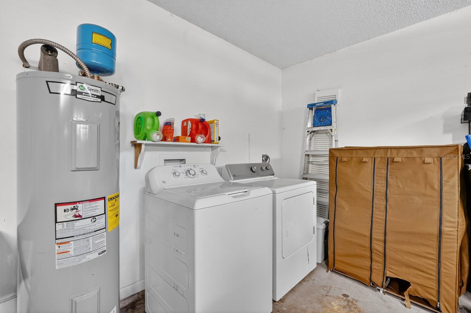 DELTONA LAKES UNIT 43 - Residential