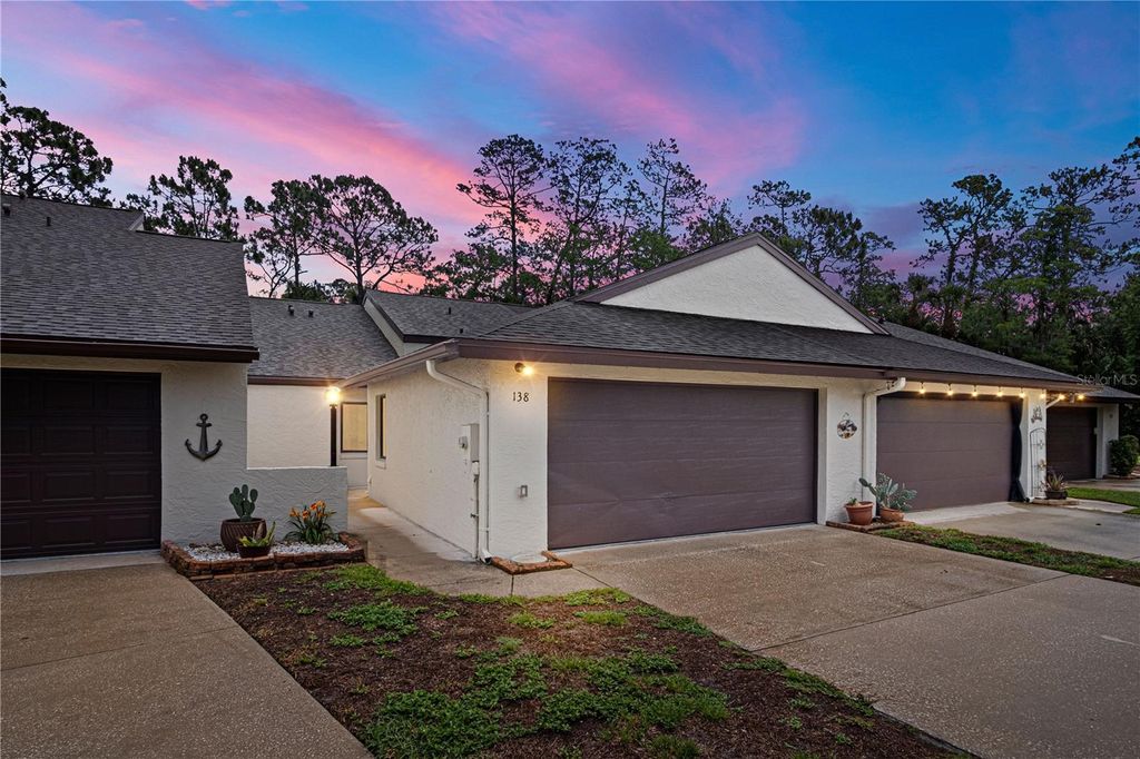 Photo of 138 Fox Fire Circle, Daytona Beach, FL 32114 (MLS # V4949295)