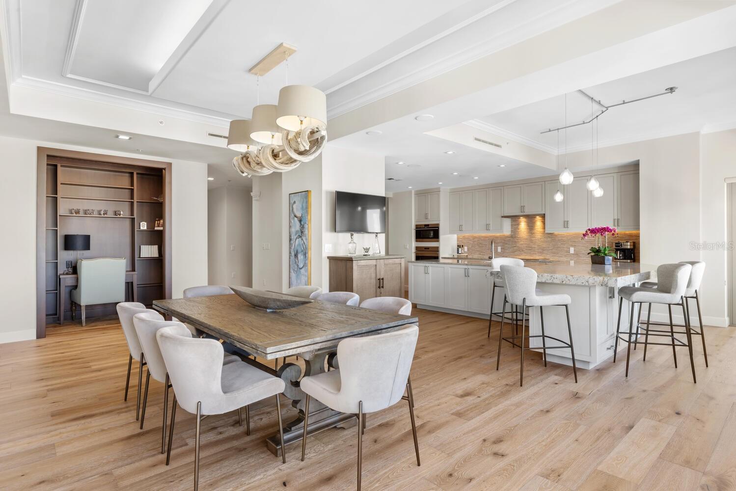 RESIDENCES AT THE RITZ CARLTON - Residential