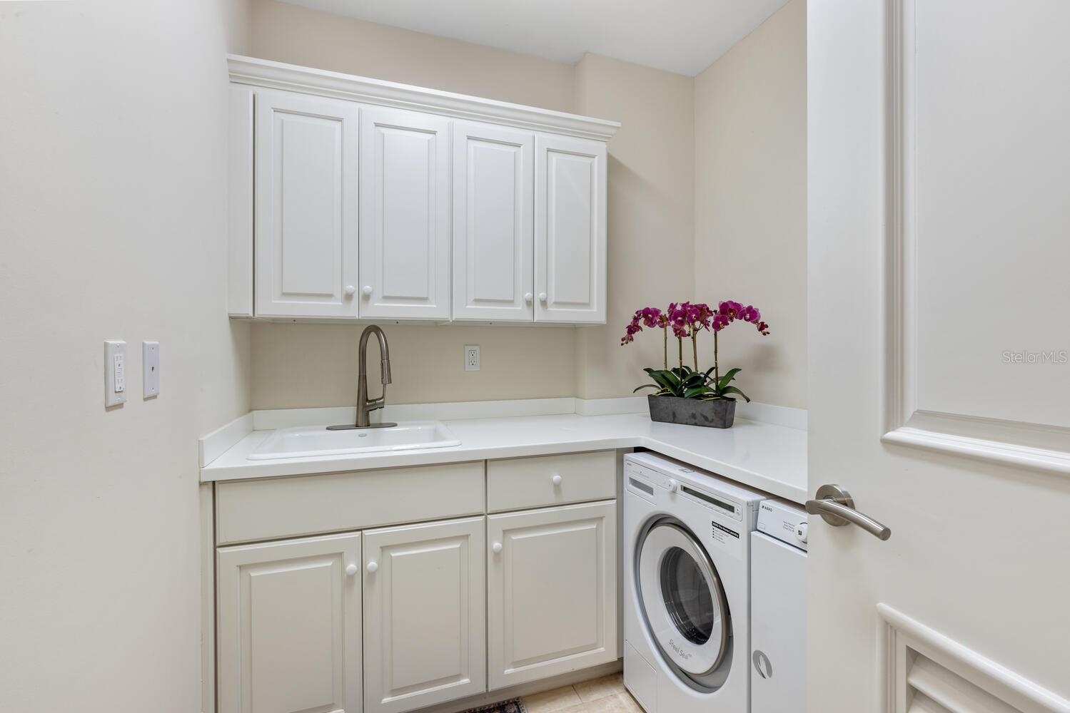 RESIDENCES AT THE RITZ CARLTON - Residential