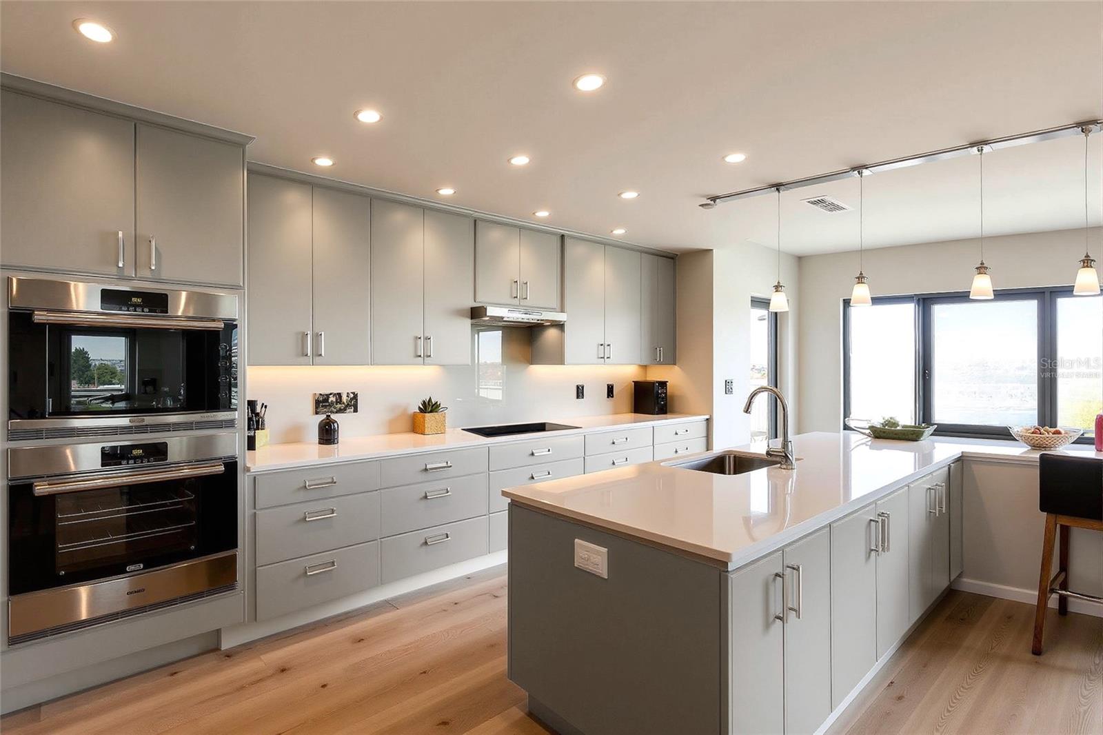 RESIDENCES AT THE RITZ CARLTON - Residential