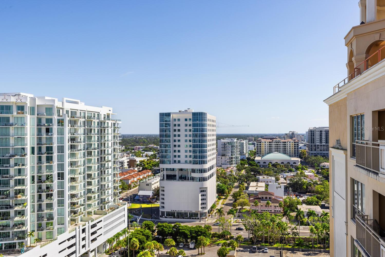 RESIDENCES AT THE RITZ CARLTON - Residential