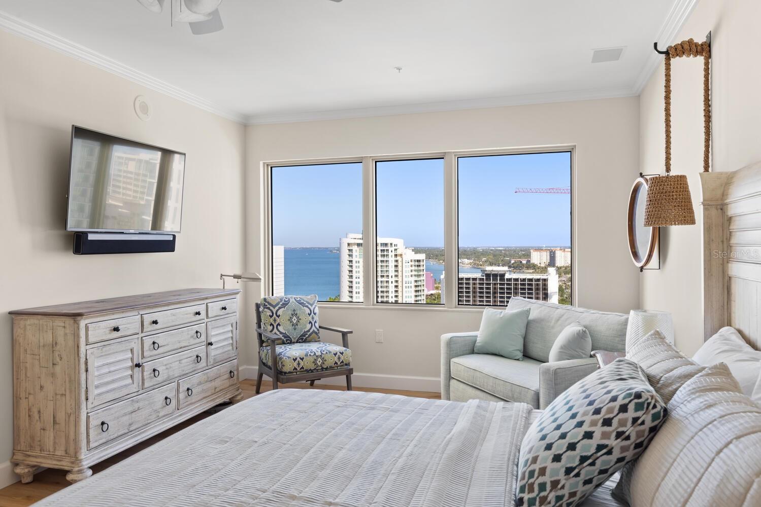 RESIDENCES AT THE RITZ CARLTON - Residential