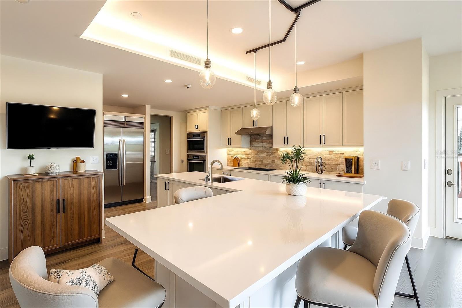 RESIDENCES AT THE RITZ CARLTON - Residential