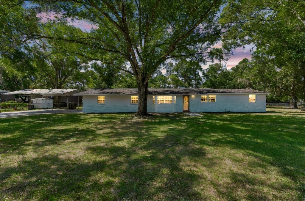 Photo of 608 Krazy Lane, Lutz, FL 33548 (MLS # TB8495909)