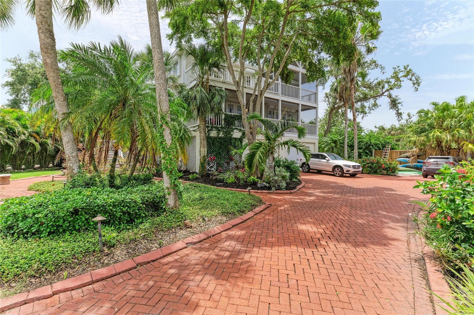 8963 FISHERMENS BAY DRIVE