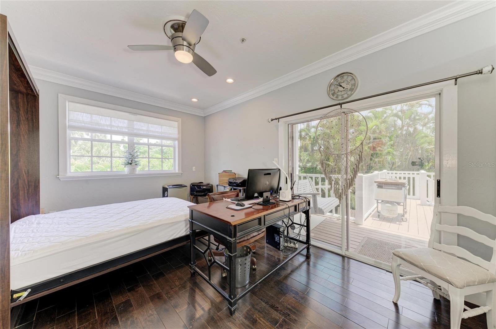 FISHERMENS BAY - Residential