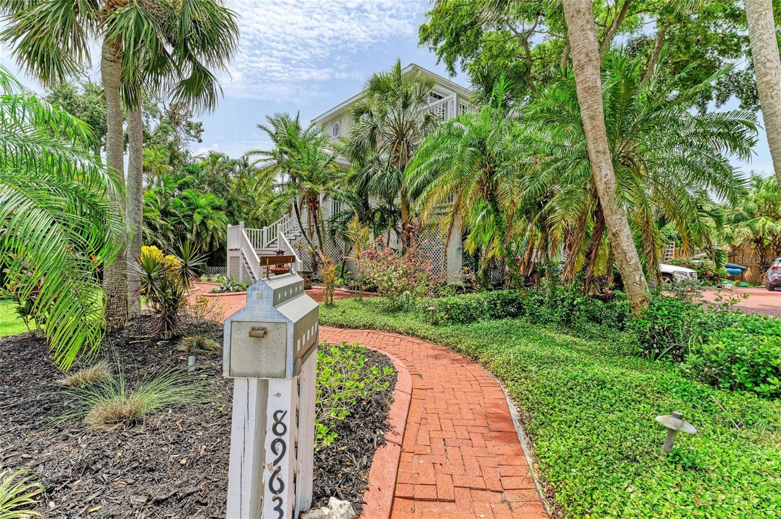 8963 FISHERMENS BAY DRIVE