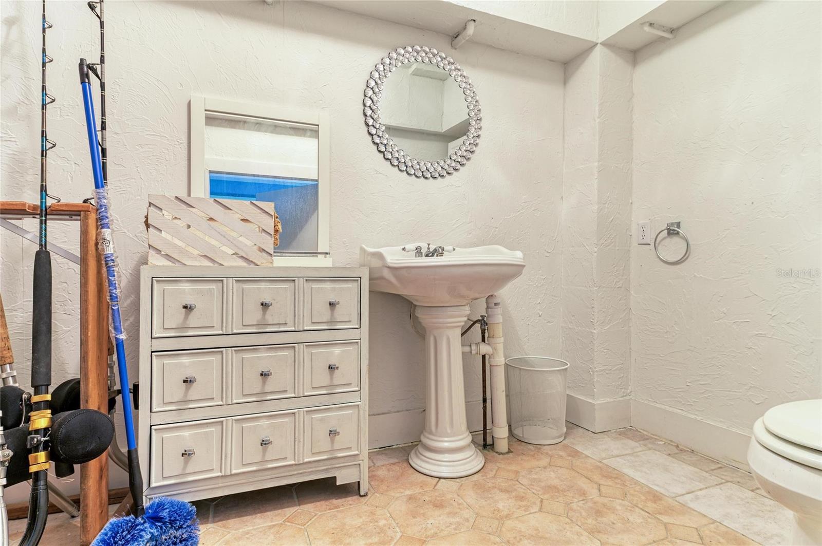 FISHERMENS BAY - Residential