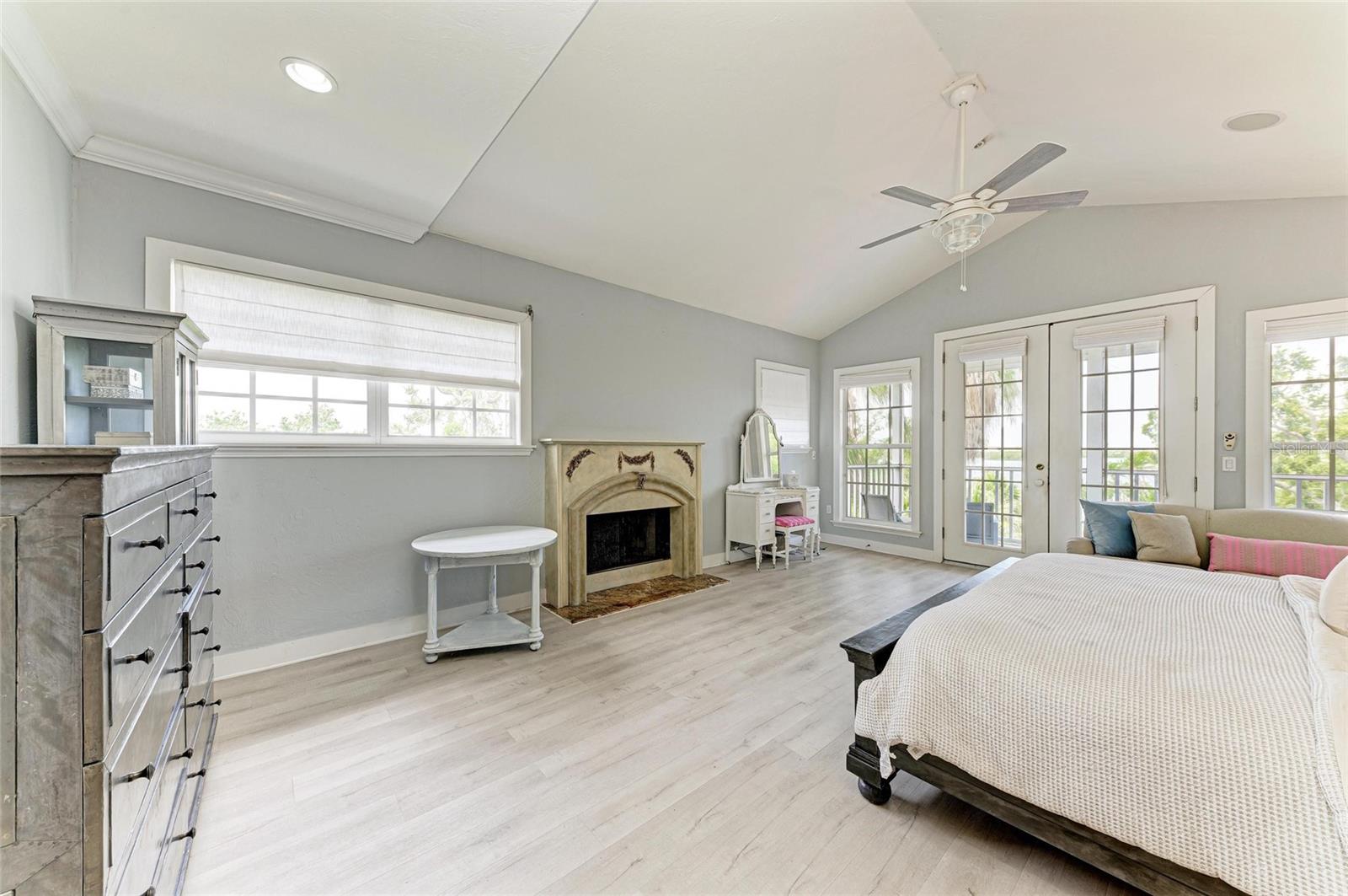 FISHERMENS BAY - Residential