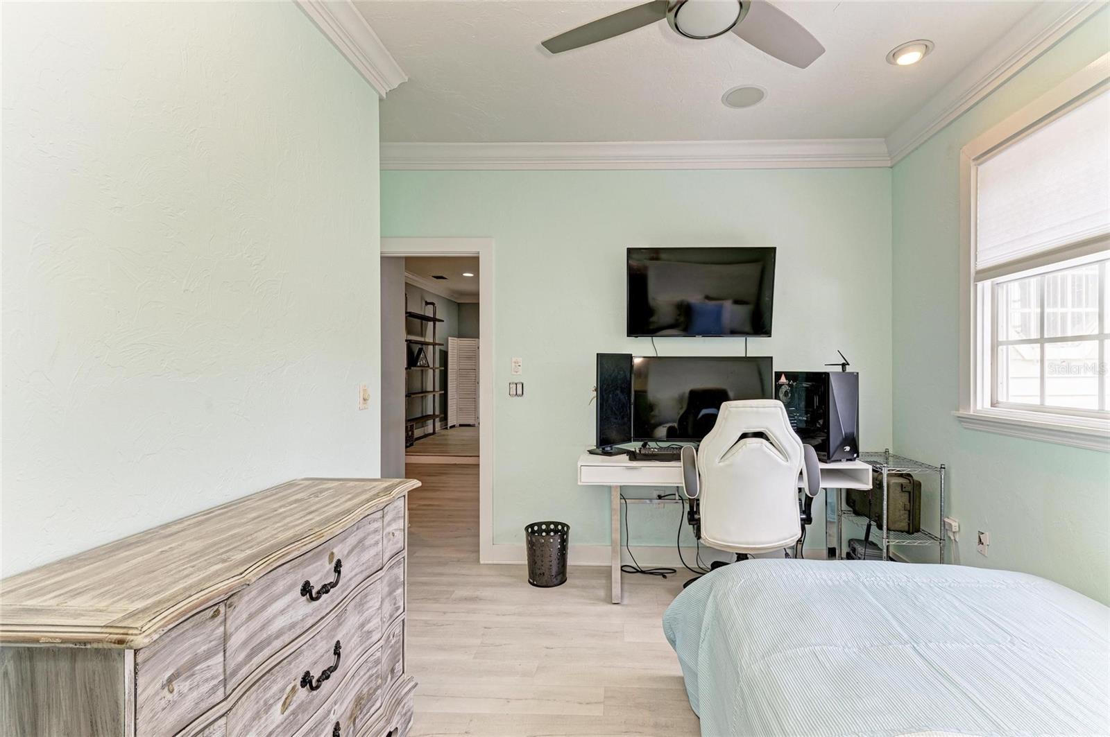 FISHERMENS BAY - Residential