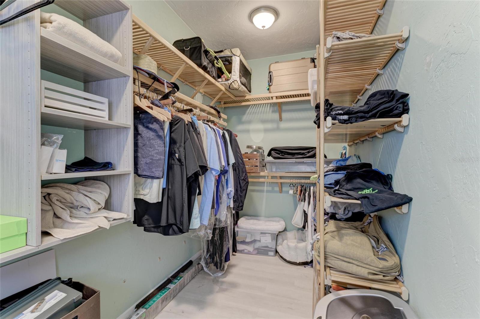 FISHERMENS BAY - Residential