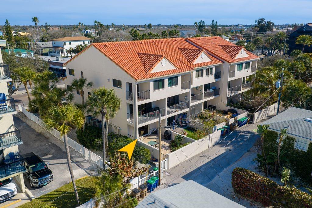 SEA TRAIL TWNHMS CONDO - Residential