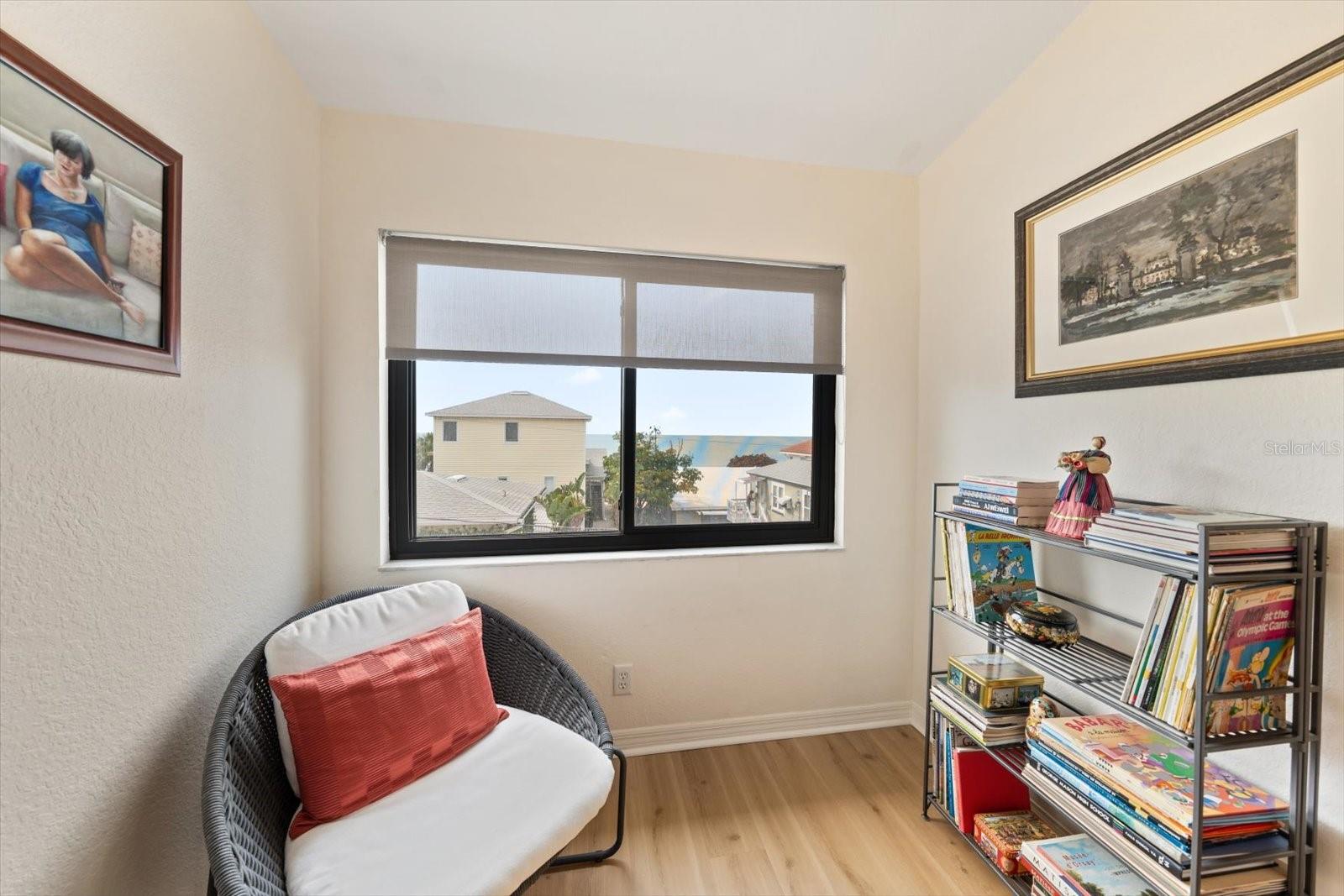 SEA TRAIL TWNHMS CONDO - Residential