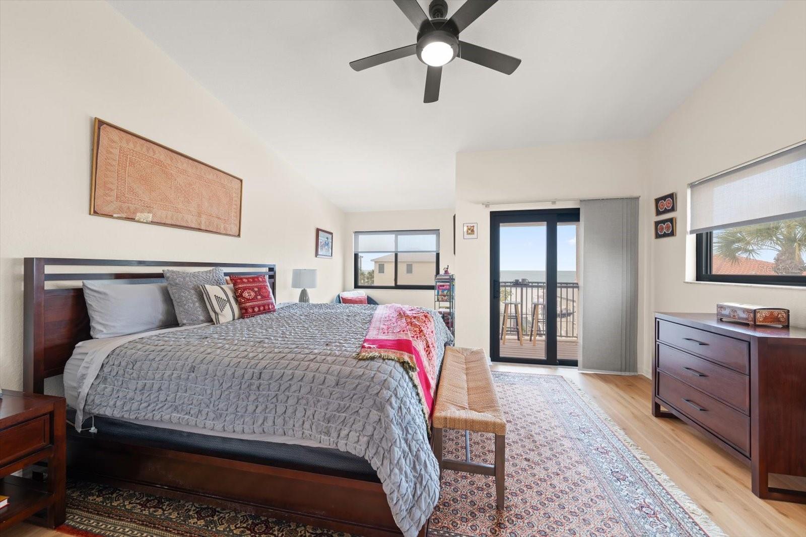 SEA TRAIL TWNHMS CONDO - Residential