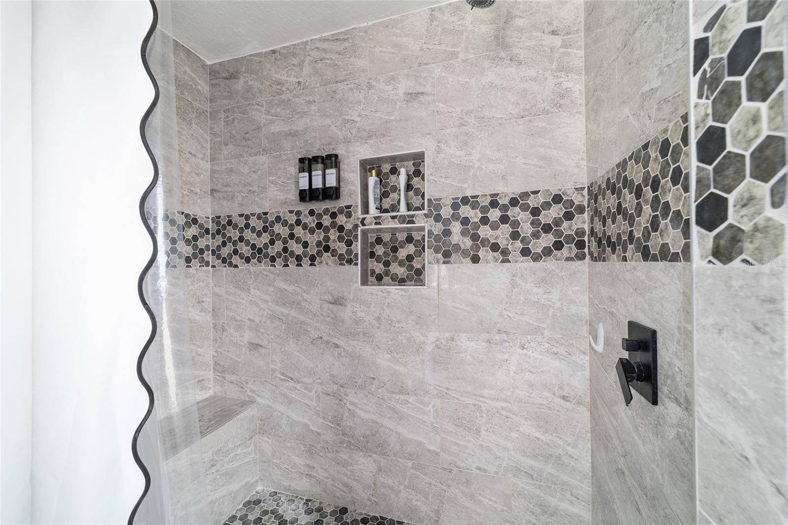 SILVER SPGS SHORES UN 24 - Residential