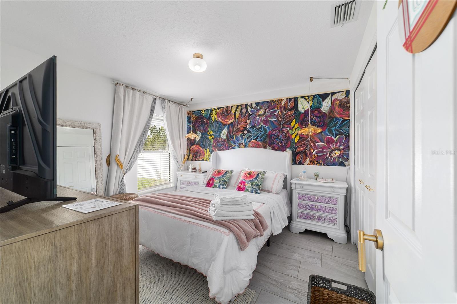 SILVER SPGS SHORES UN 24 - Residential