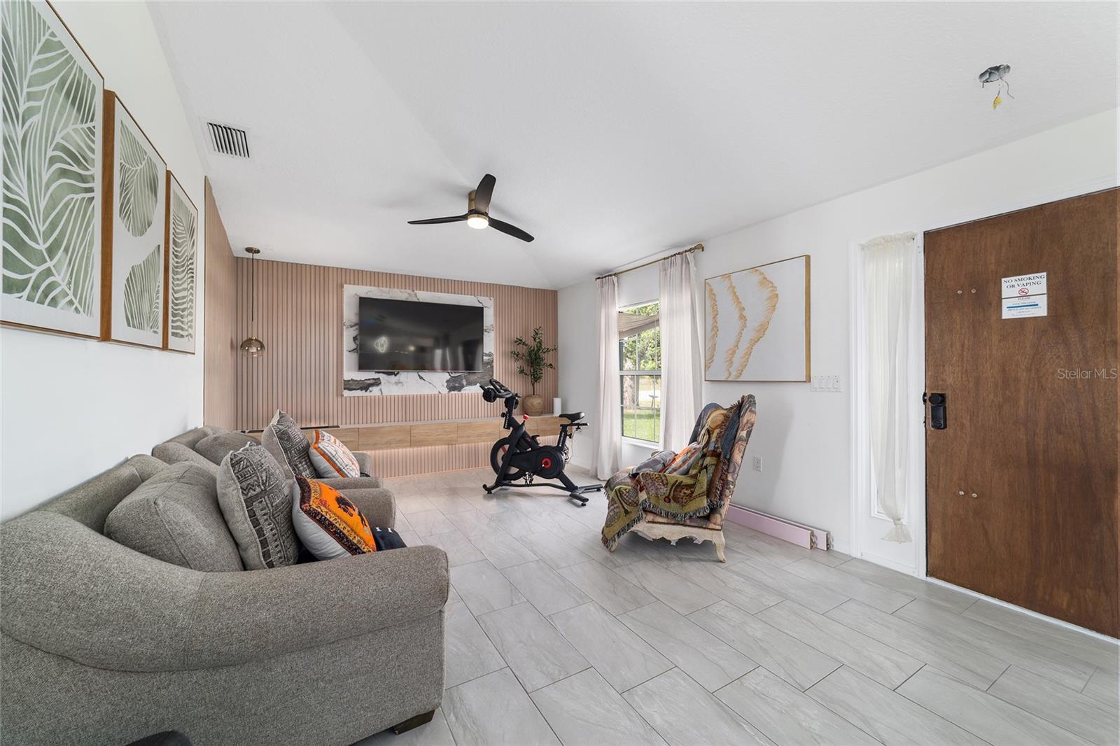 SILVER SPGS SHORES UN 24 - Residential