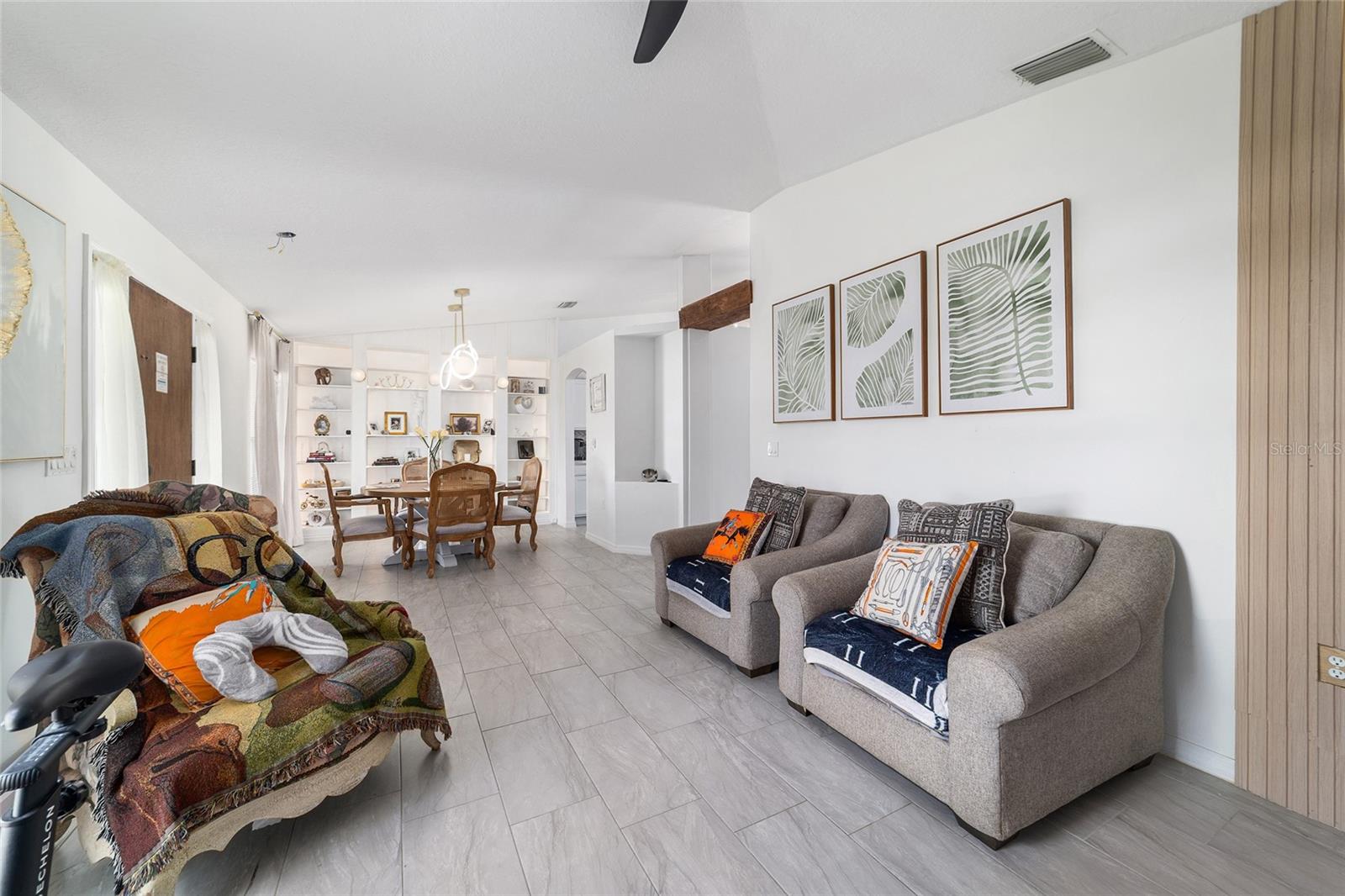 SILVER SPGS SHORES UN 24 - Residential