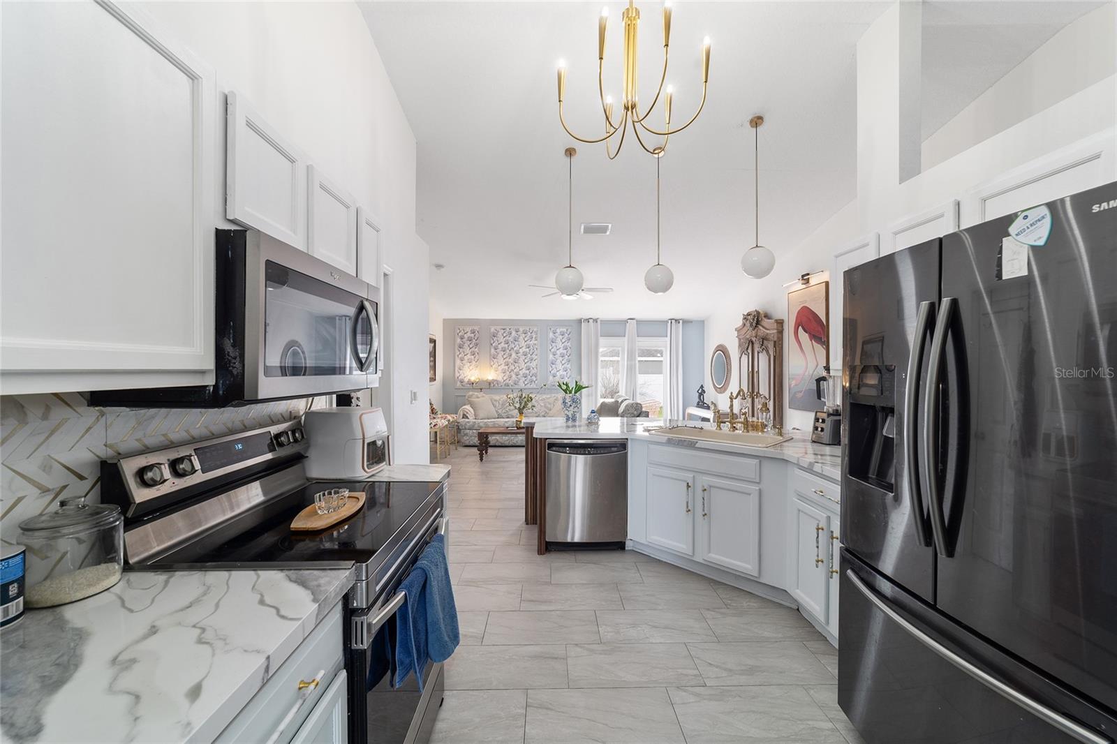 SILVER SPGS SHORES UN 24 - Residential