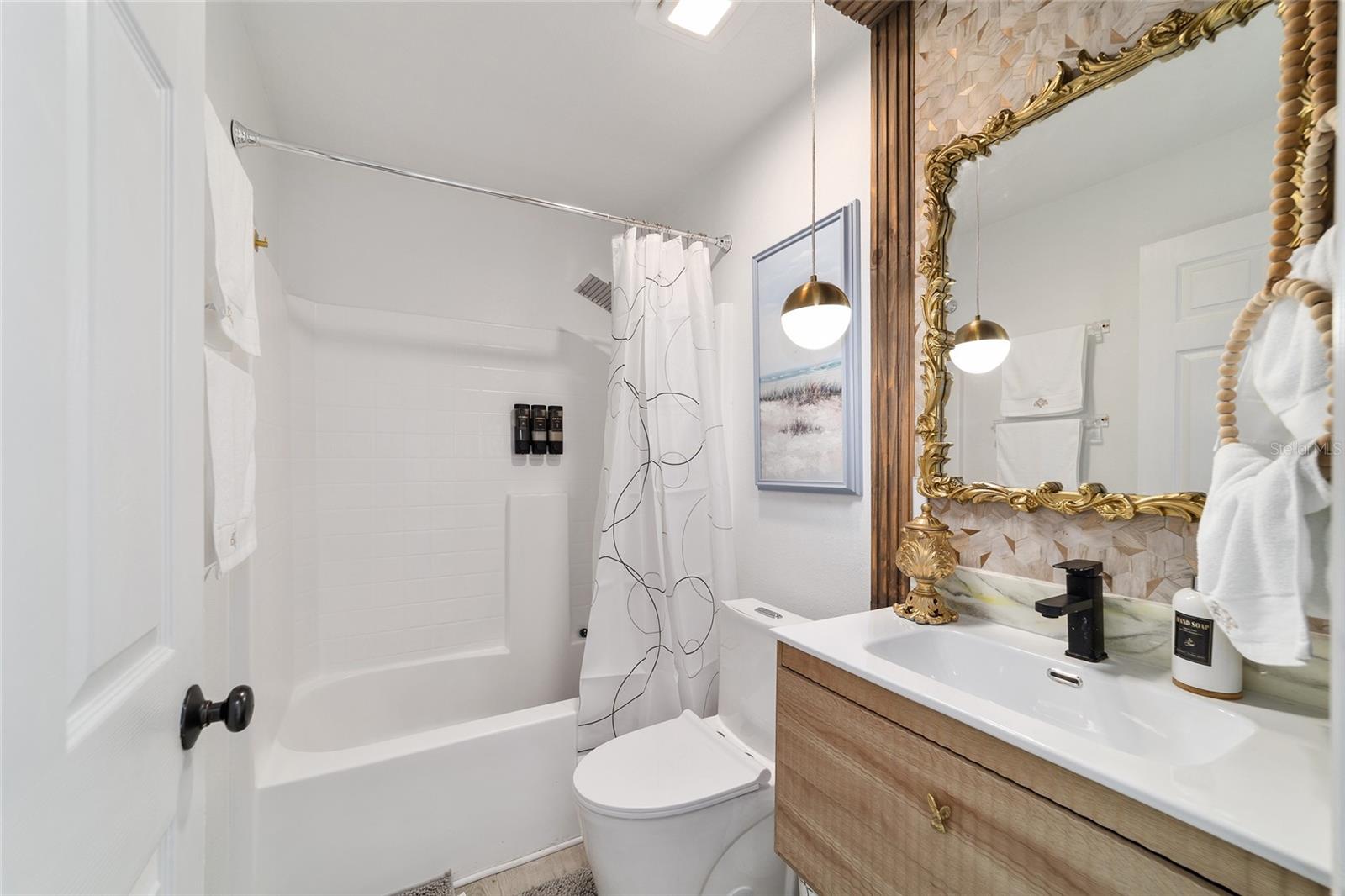 SILVER SPGS SHORES UN 24 - Residential