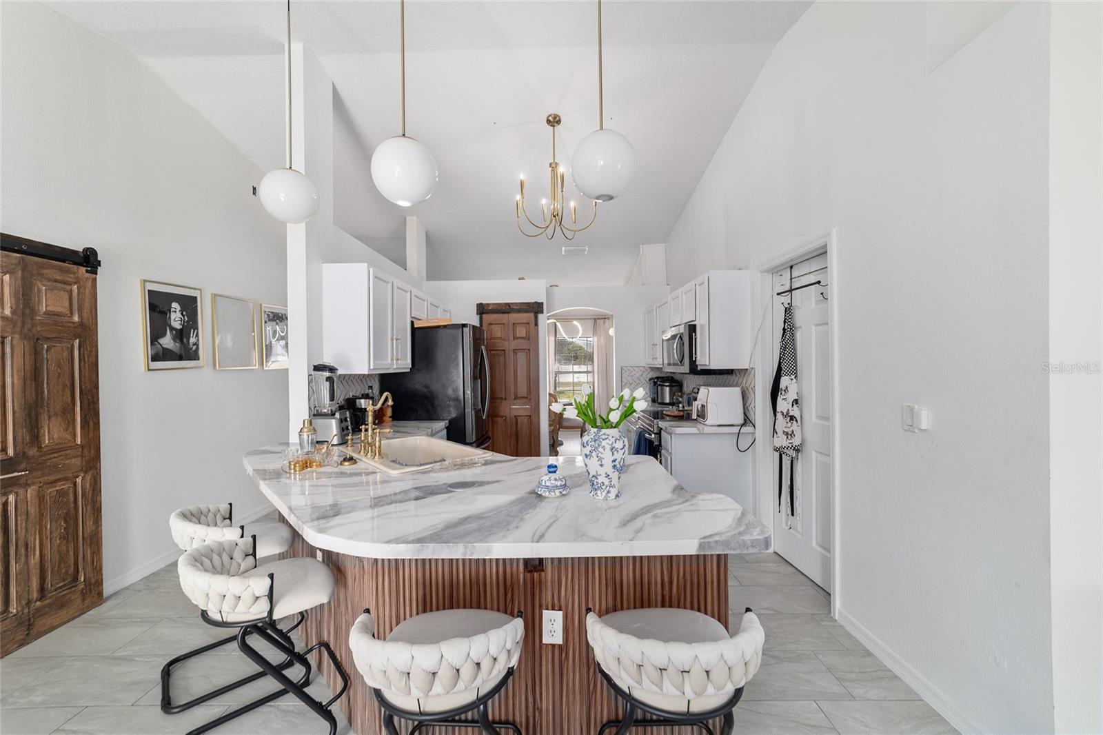 SILVER SPGS SHORES UN 24 - Residential