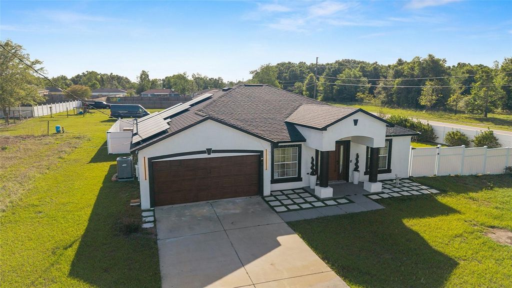 Photo of 2 Juniper Terrace, Ocala, FL 34480 (MLS # OM723122)