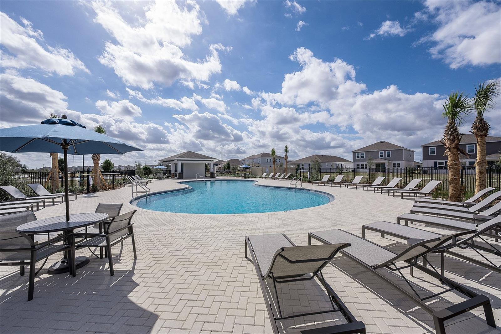 WATERSTONE - Residential