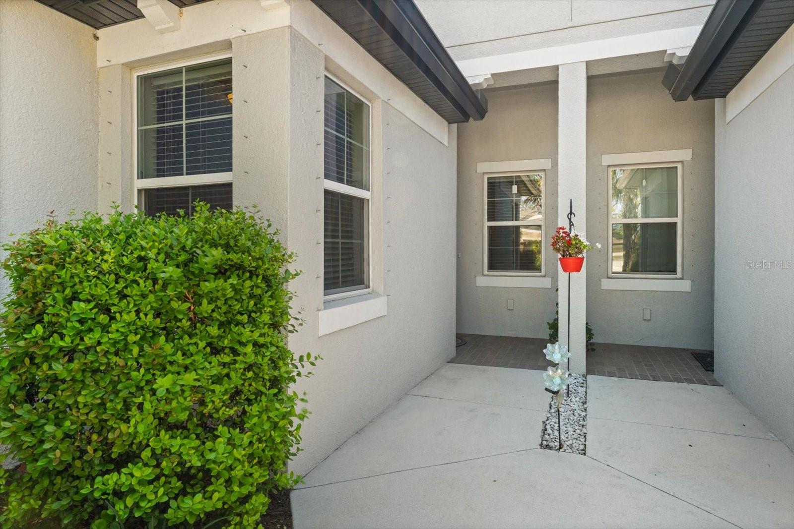 5998 AMBERLY DRIVE