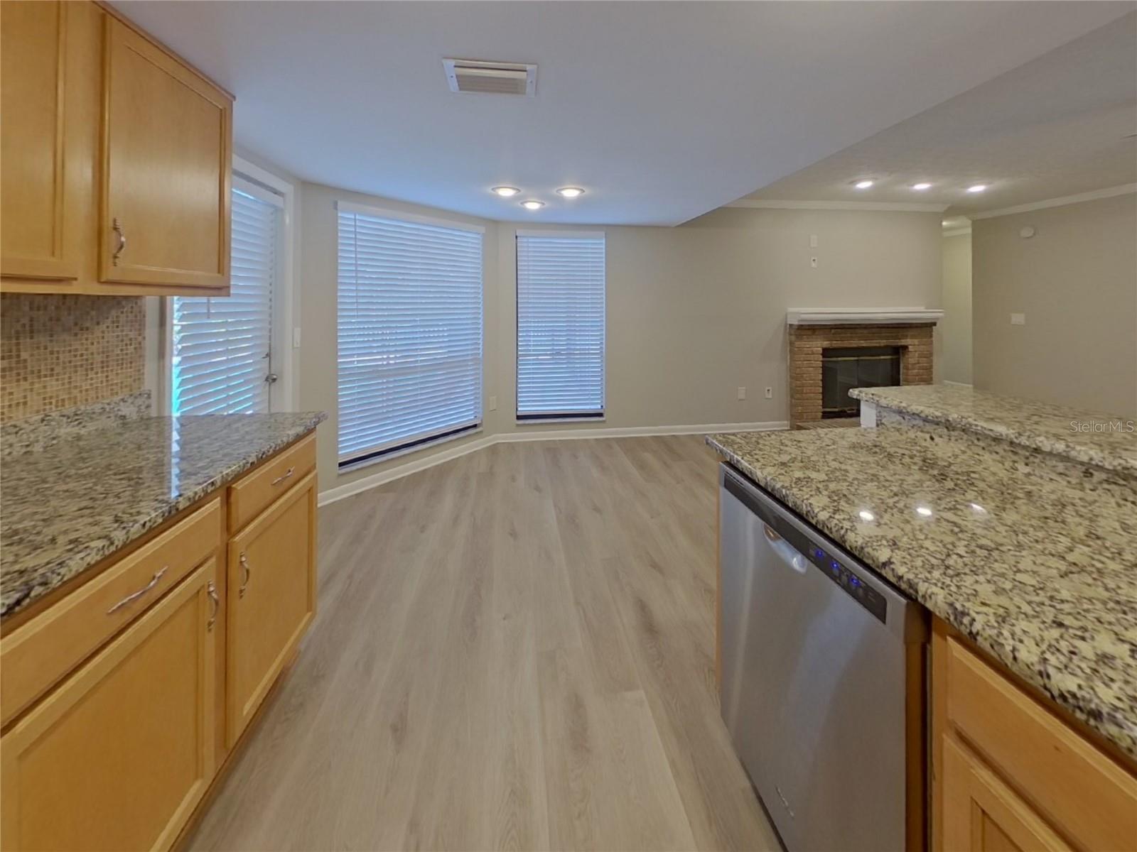 HAMPTON LAKES PH I - Residential Lease