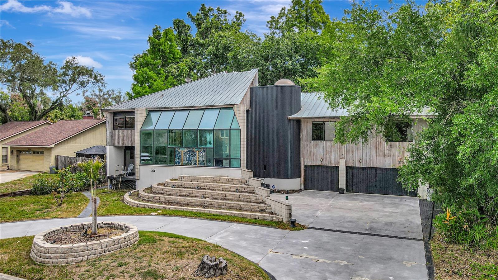 312 S RIVERHILLS DRIVE