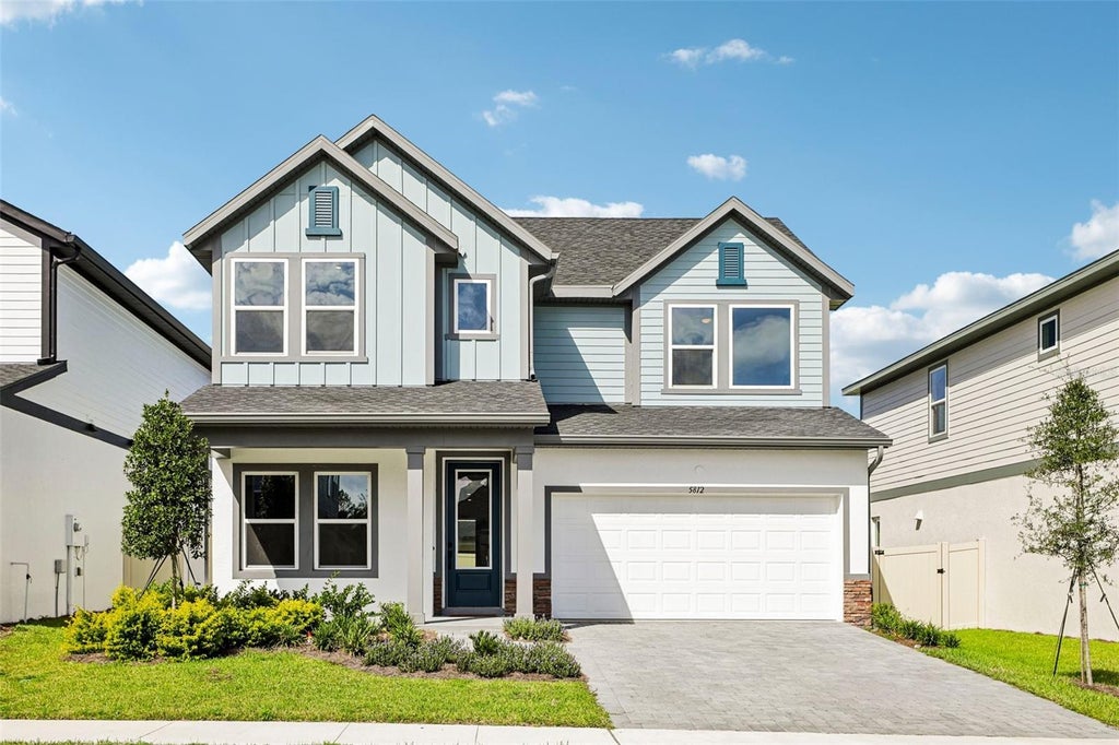 Photo of 5812 Native Oak Street, Mount Dora, FL 32757 (MLS # G5118012)