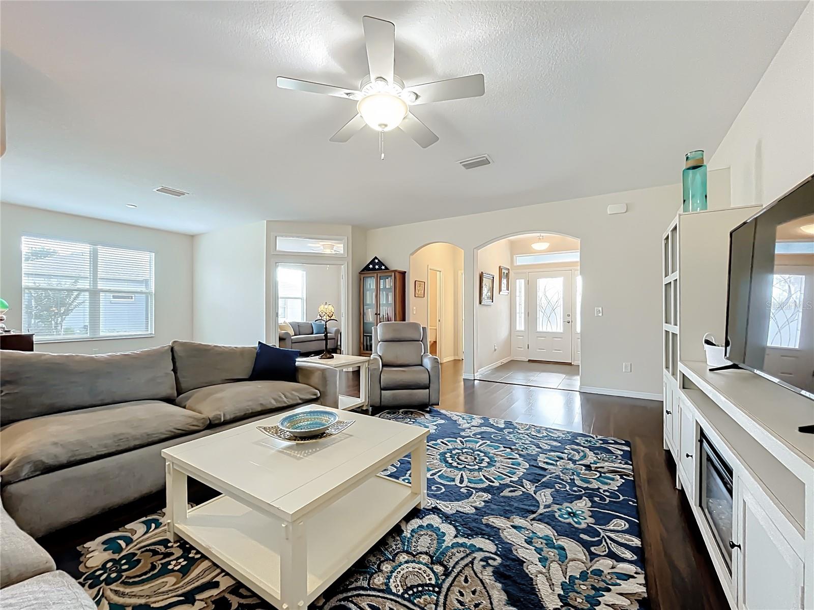 LEESBURG ARLINGTON RIDGE PH 1-B - Residential