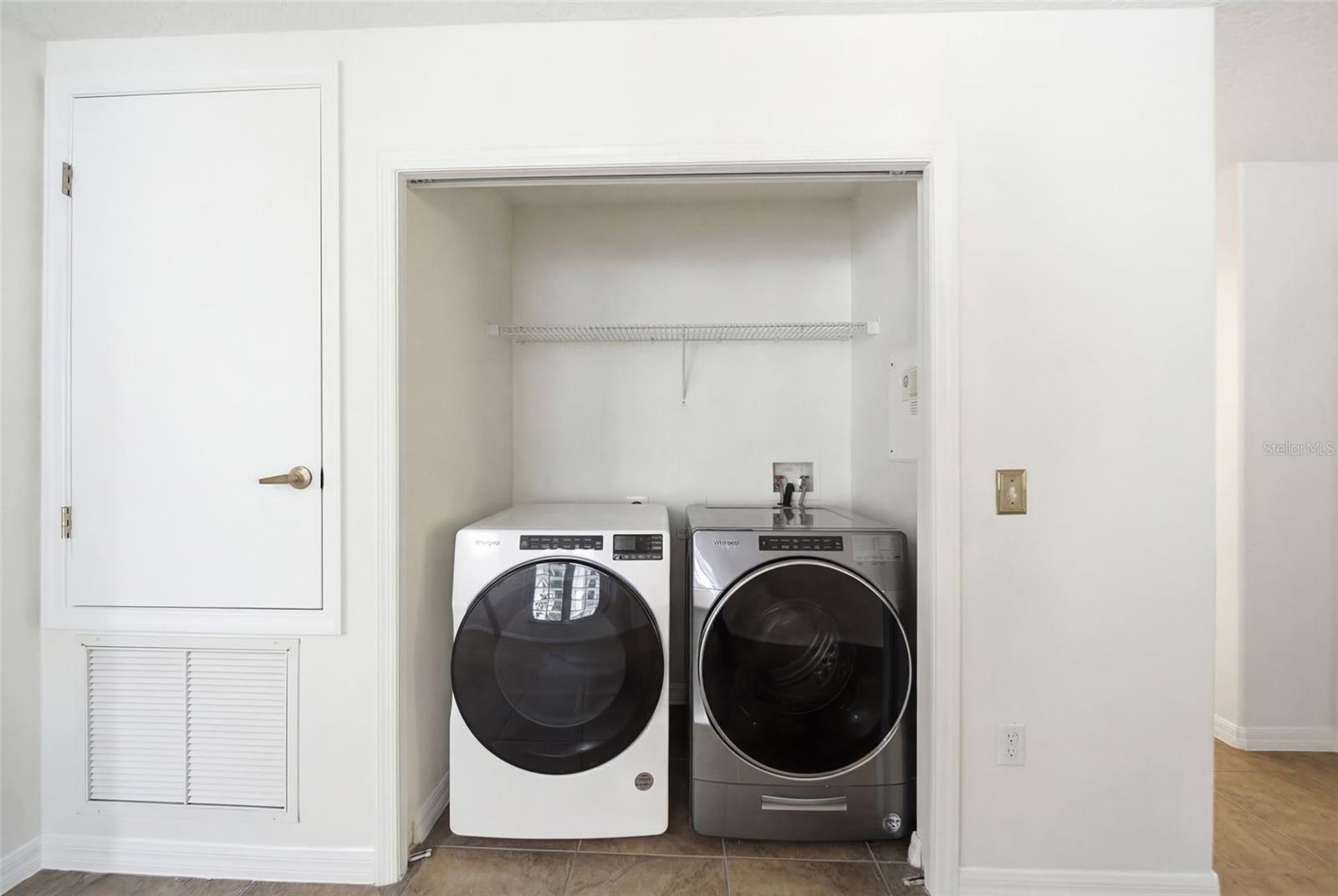 HERITAGE PARK TWNHMS - Residential