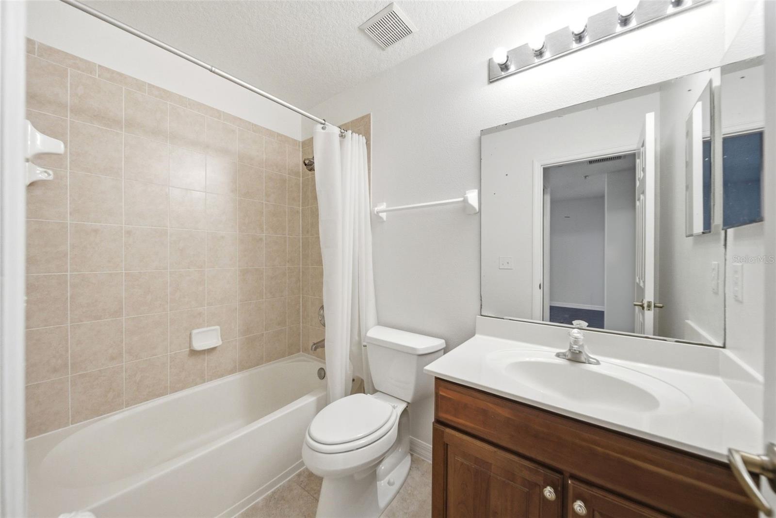 HERITAGE PARK TWNHMS - Residential