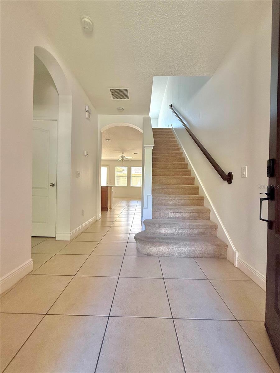 Photo of 8615 Via Trieste Drive, Windermere, FL 34786 (MLS # S5157331)