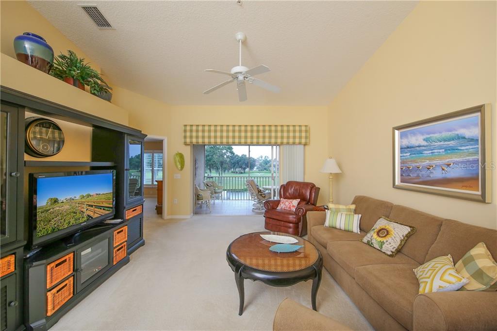 VERANDA 7 AT HERITAGE OAKS - Residential Lease