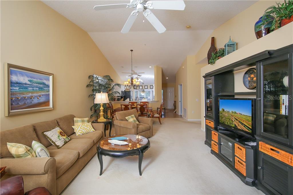 VERANDA 7 AT HERITAGE OAKS - Residential Lease