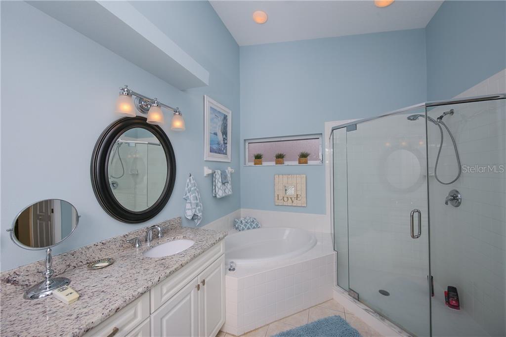 VERANDA 7 AT HERITAGE OAKS - Residential Lease