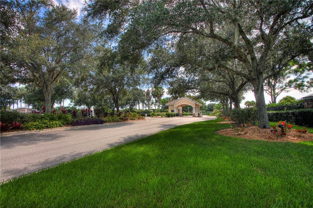 VERANDA 7 AT HERITAGE OAKS - Residential Lease