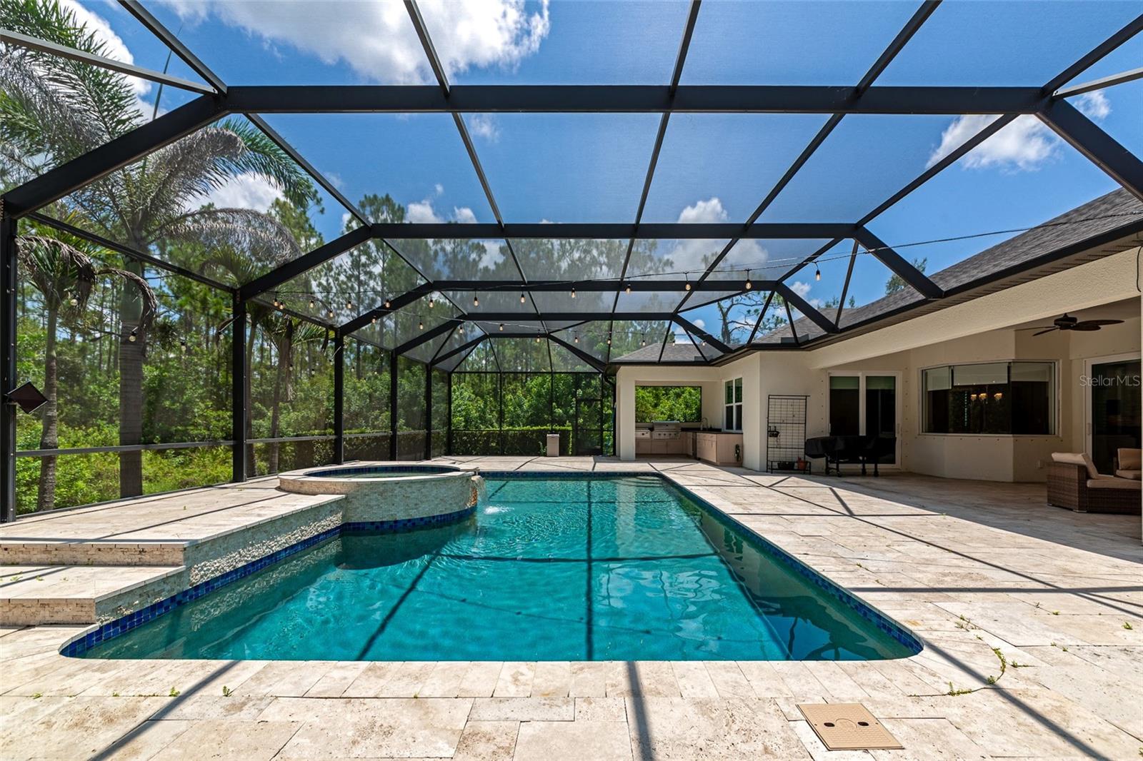 22209 DEER POINTE CROSSING