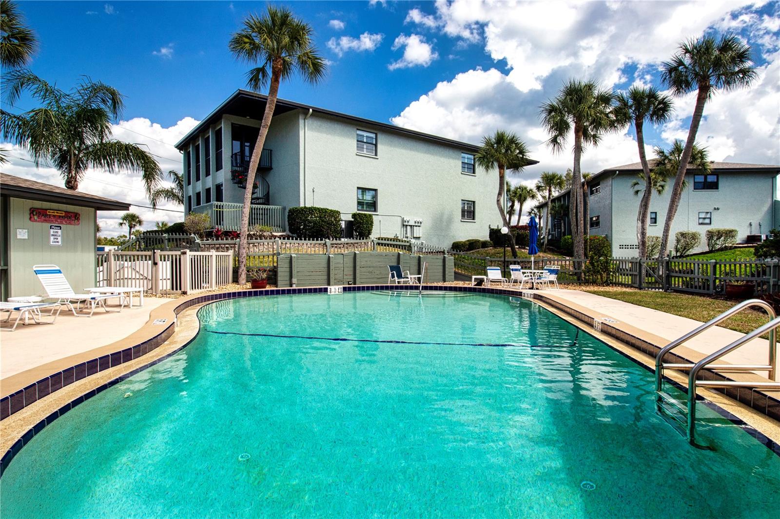 ISLAND VILLAGE - Residential