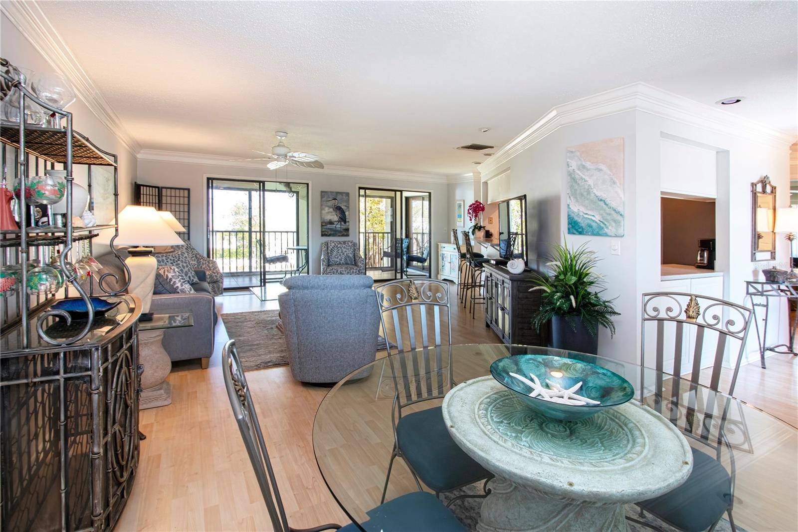 ISLAND VILLAGE - Residential