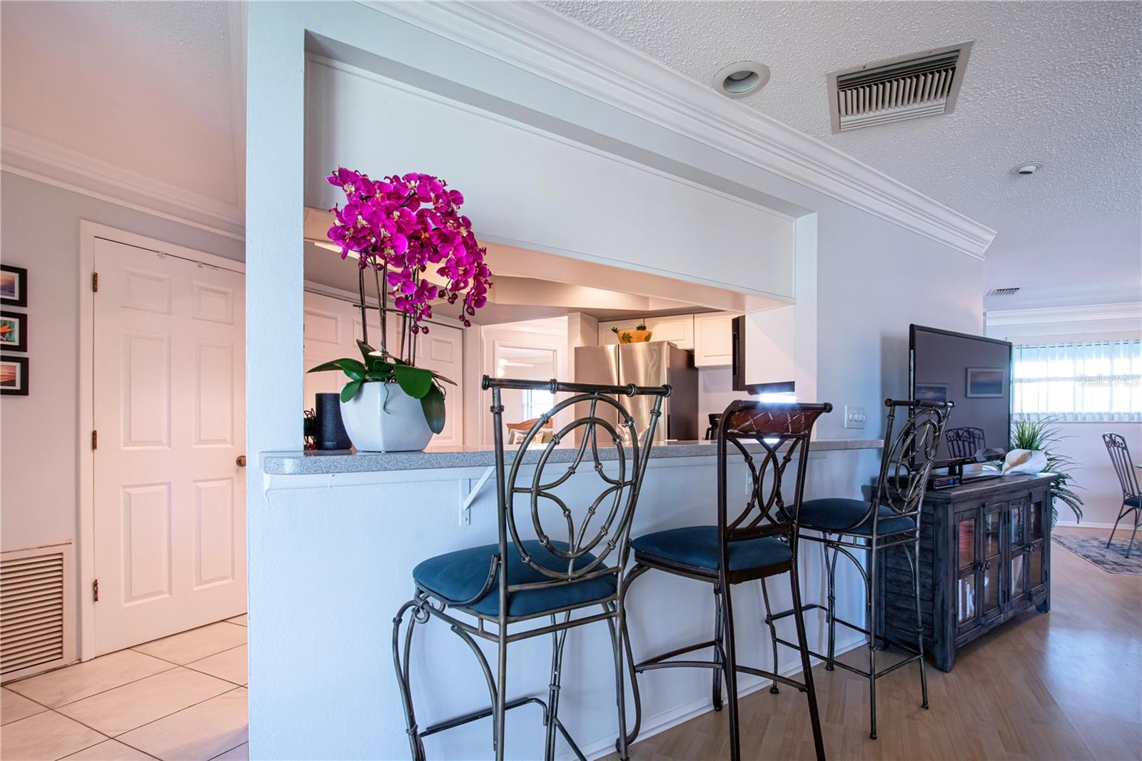 ISLAND VILLAGE - Residential