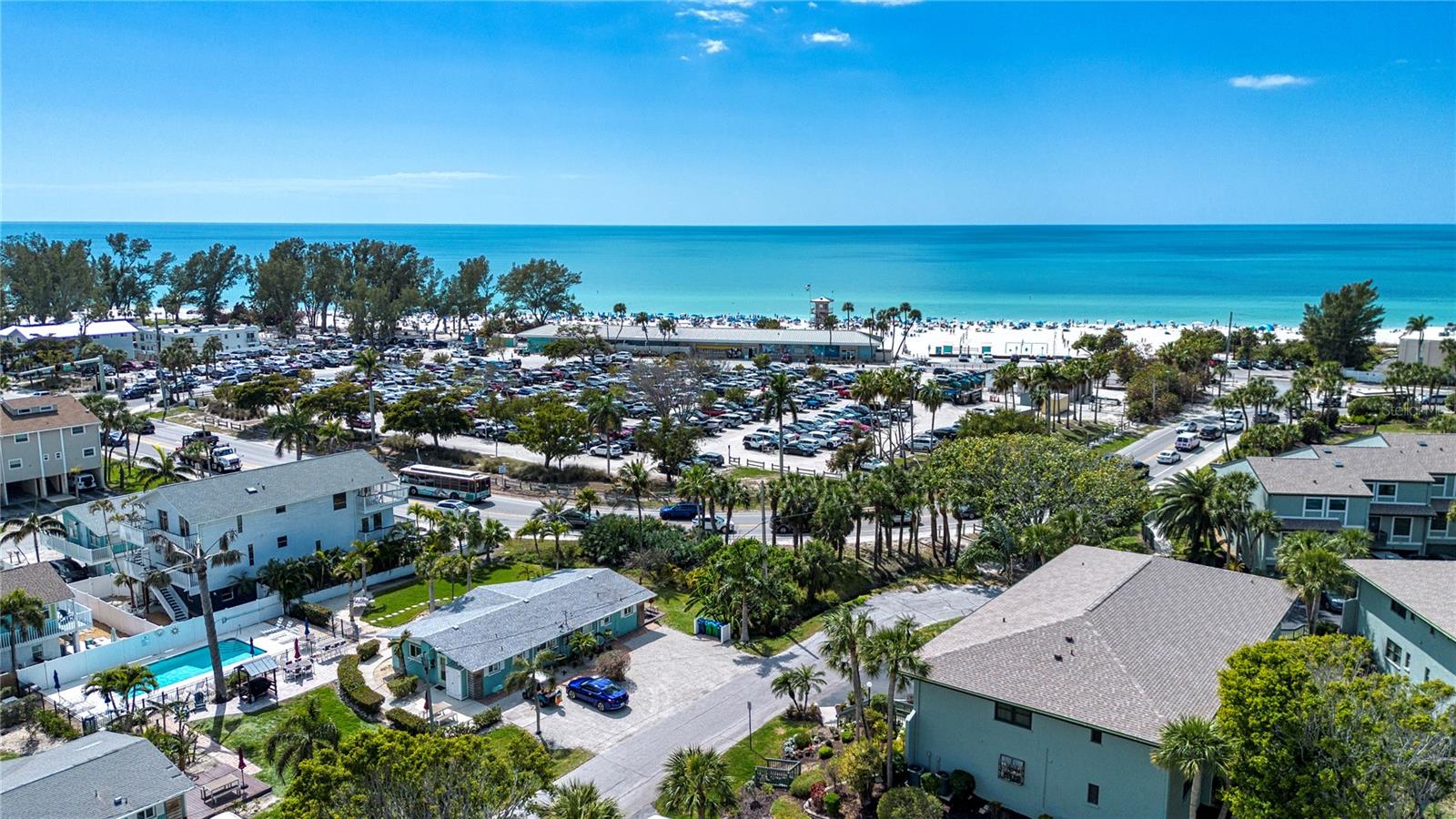 ISLAND VILLAGE - Residential