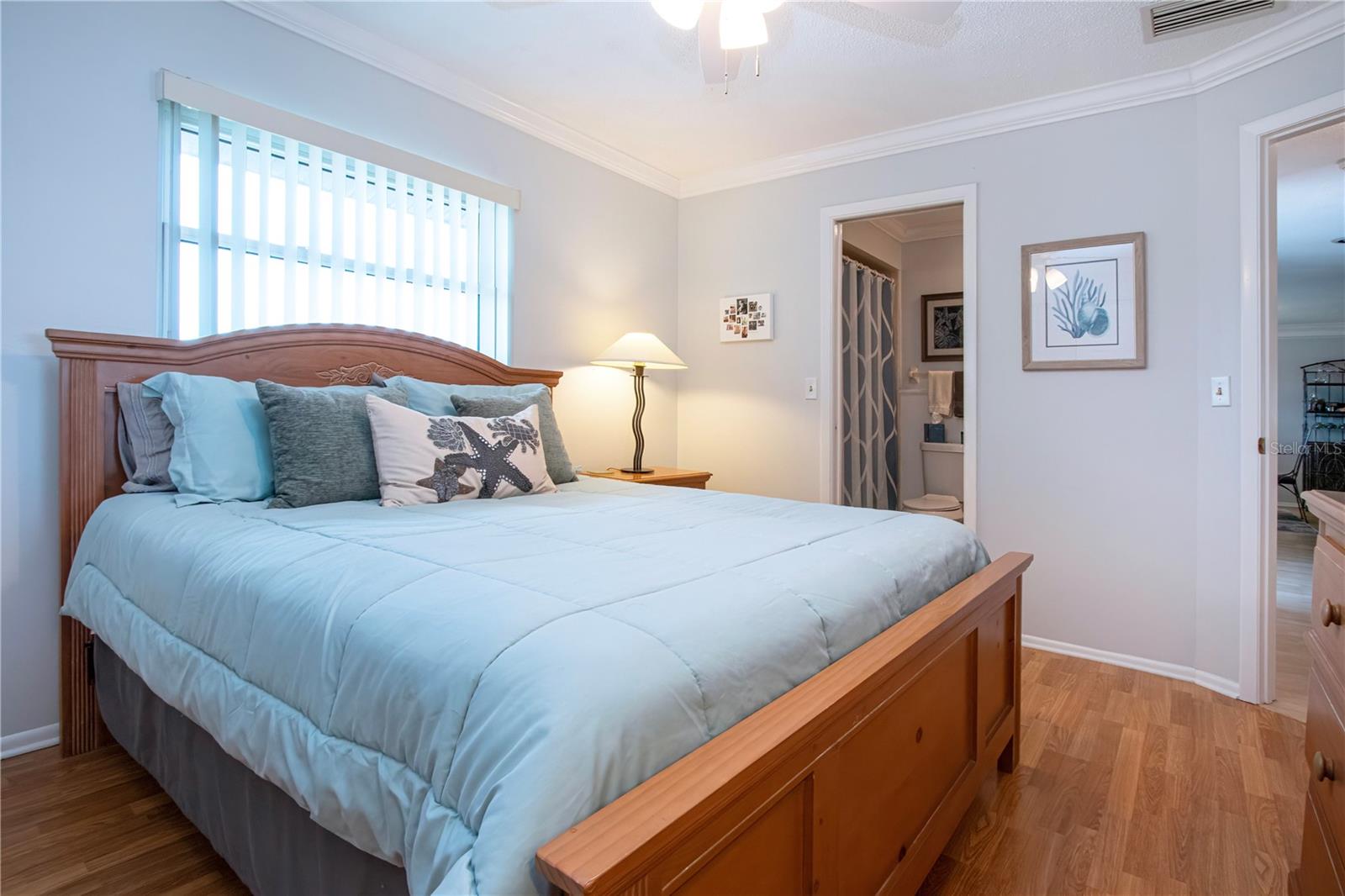 ISLAND VILLAGE - Residential