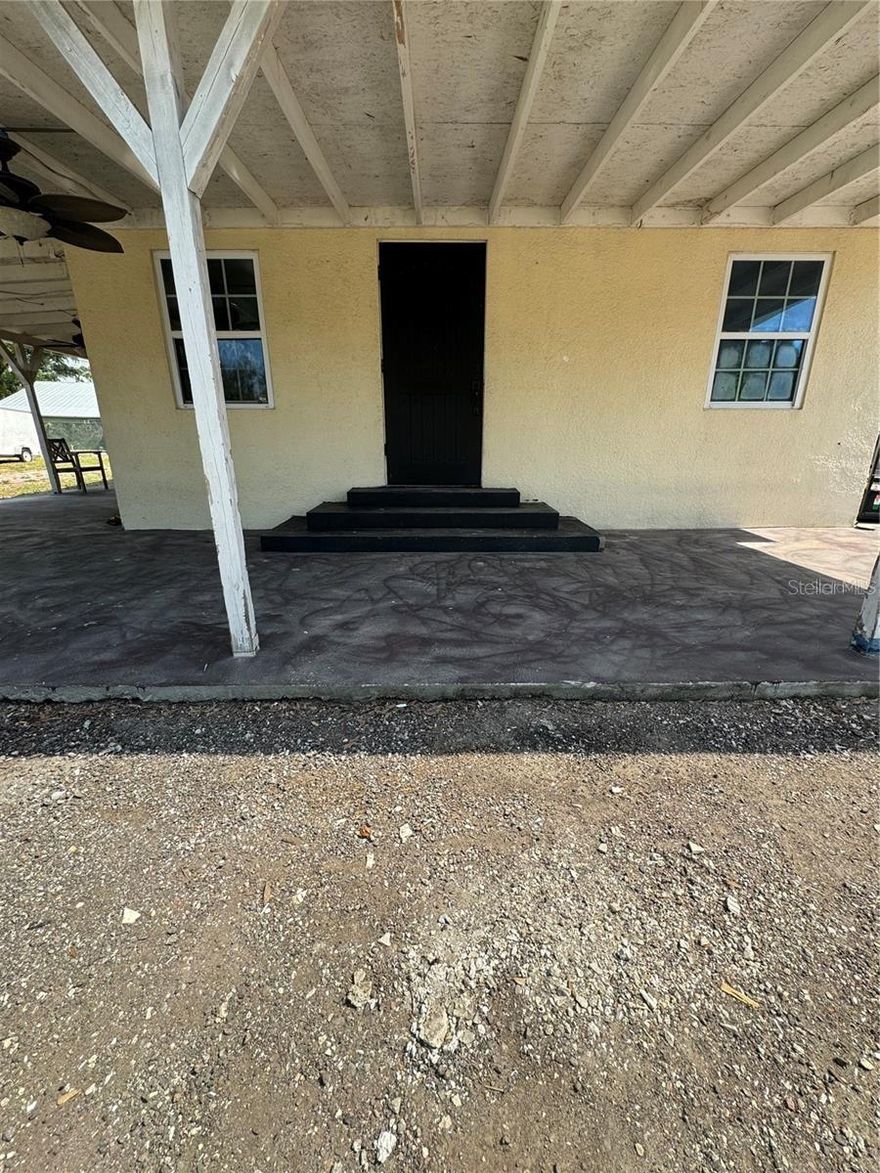 Great deal with all utilities included in the 3 bedroom 1 bath home. Laundry room access with coin laundry. Schedule to see today.