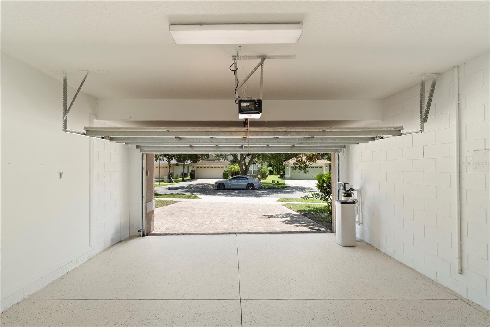 Casas a venda 3 - Jen Dantas 10142 SEROTINA COURT