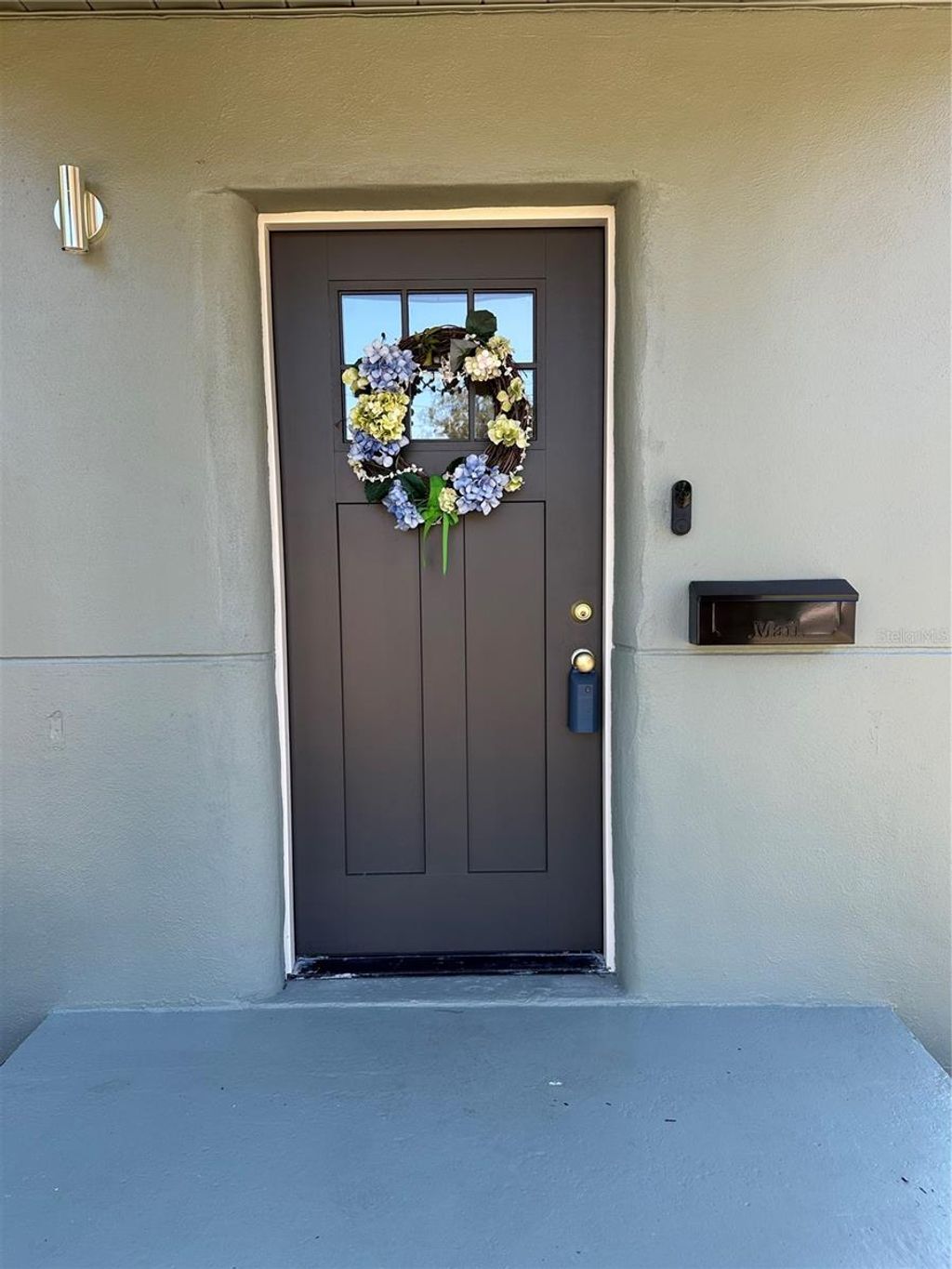 Photo of 2001 E Powhatan Avenue, Tampa, FL 33610 (MLS # TB8445577)